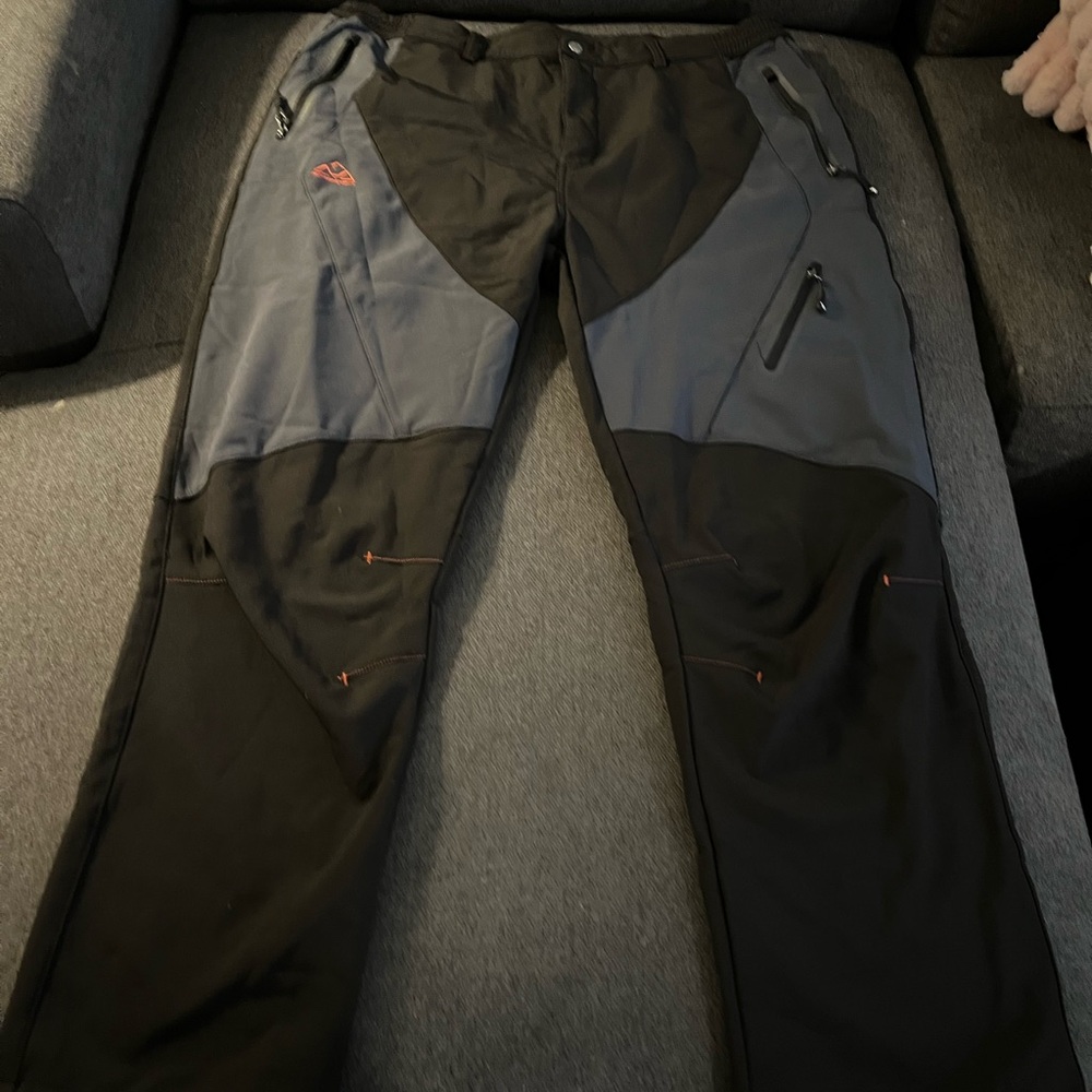 Men's Black and Gray Outdoor Pants